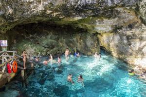 Cuevas Hoyo Azul