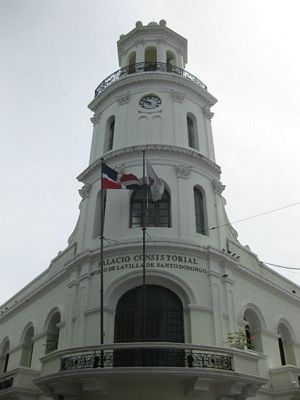 Hôtel de Ville, Saint-Domingue